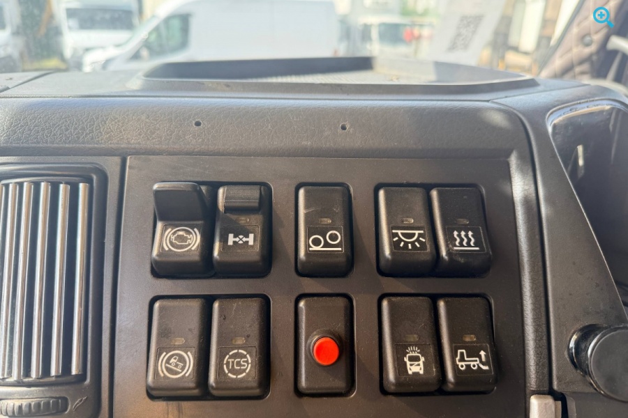 VOLVO FM 6X2