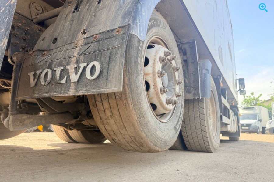 VOLVO FM 6X2