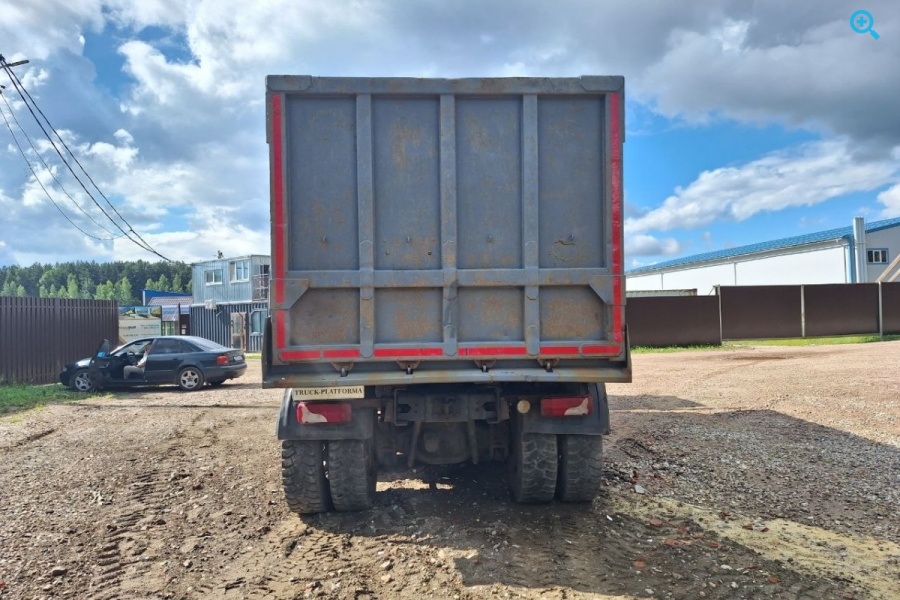 SCANIA P8X400