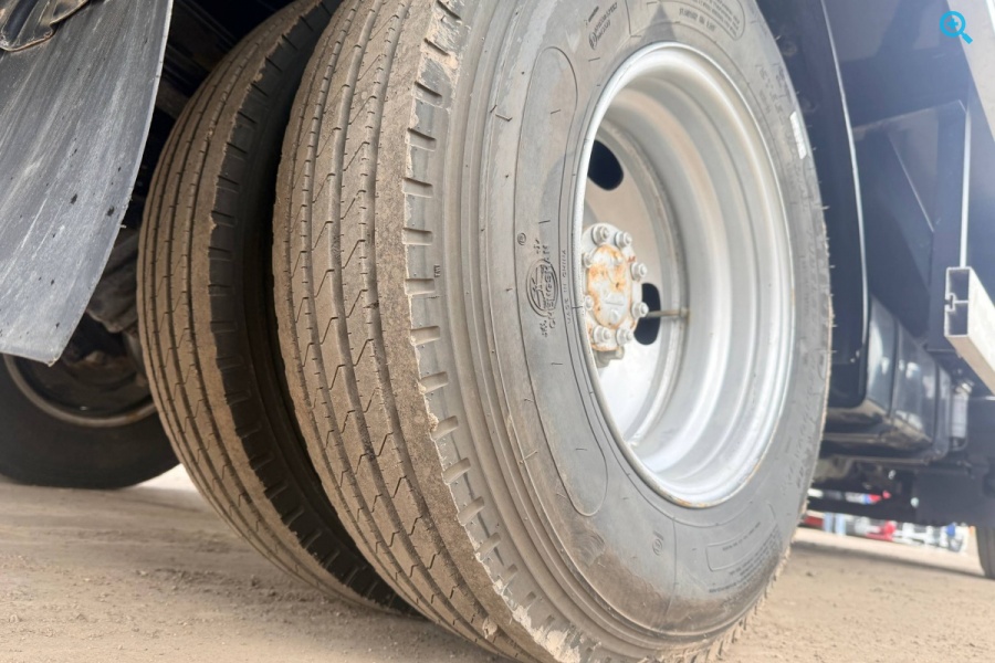  ISUZU ELF (N-series)