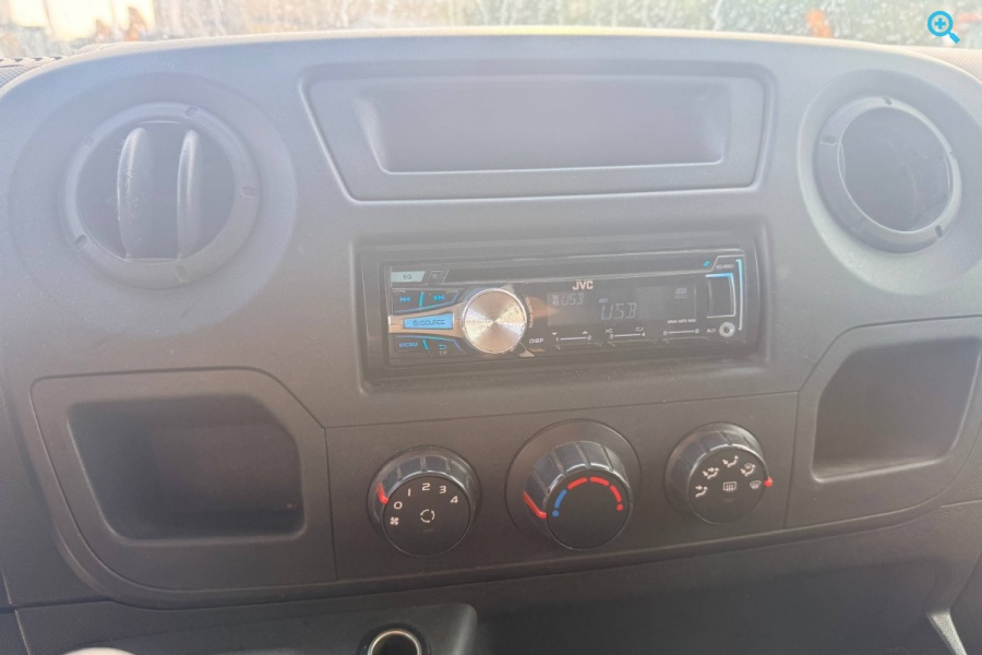 Renault Master.