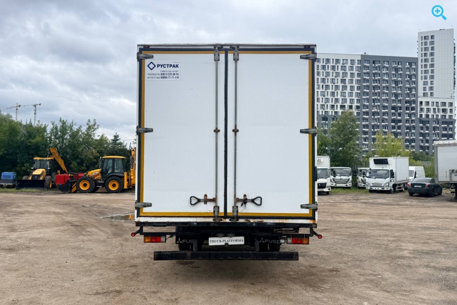 Митсубиси FUSO CANTER