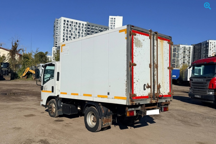 ISUZU 27052A