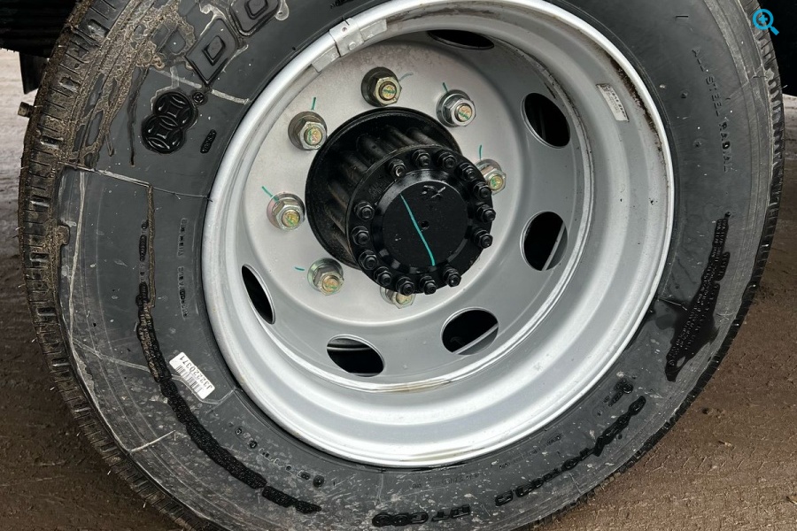 Новый рефрижератор на шасси JAC N120 Long. Год выпуска 2024