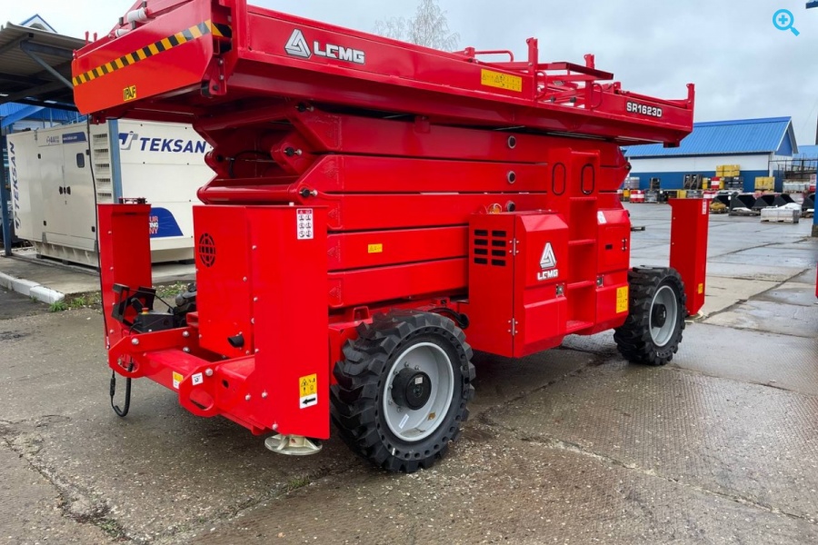 Ножничный подъемник LGMG SR1623D
