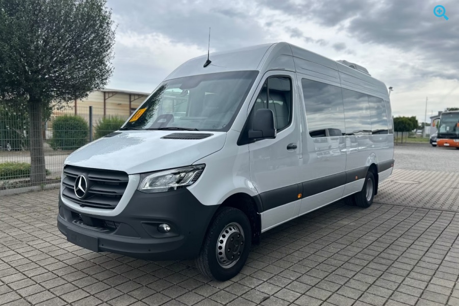 Mercedes-Benz Sprinter 517