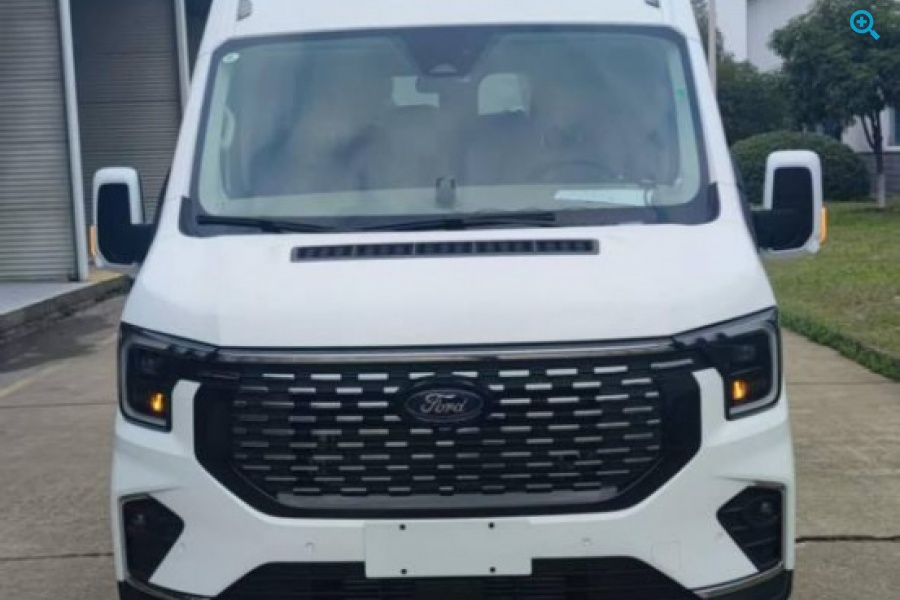 FORD TRANSIT L4H3 