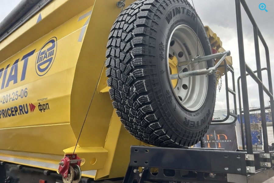 Самосвальный полуприцеп РИАТ (924940)