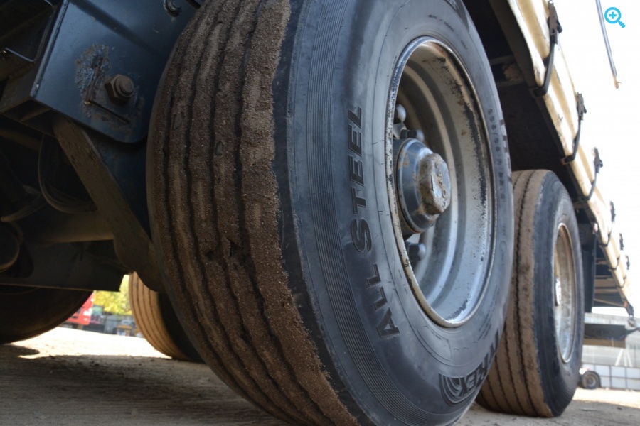 Шторно-бортовой полуприцеп Тонар