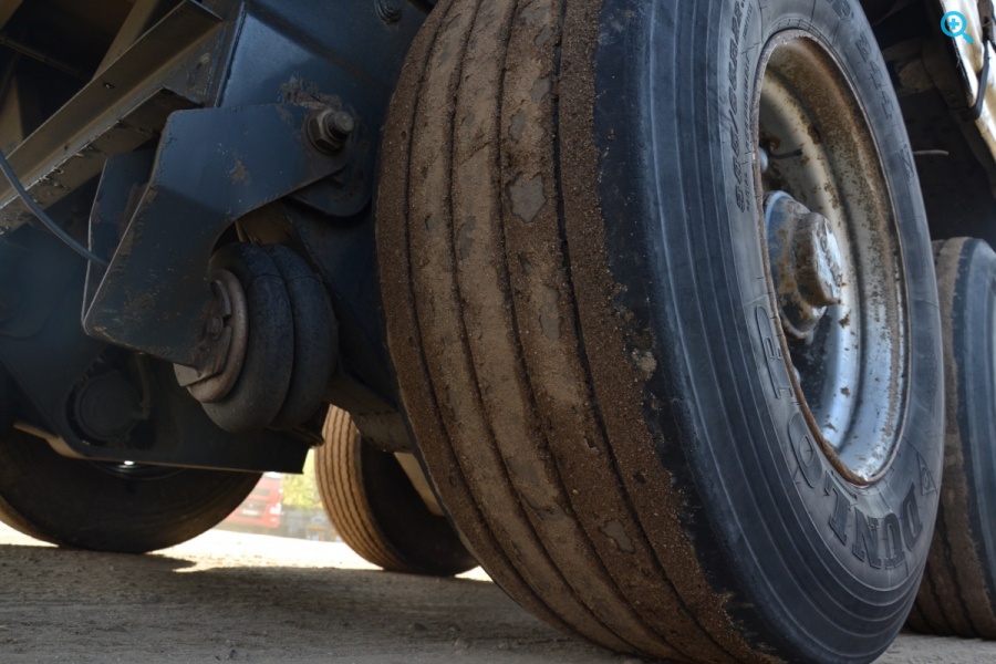 Шторно-бортовой полуприцеп Тонар