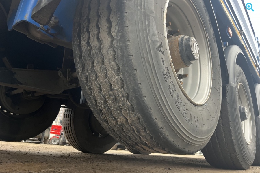 Тяжеловоз ЧМЗАП 99064H-04