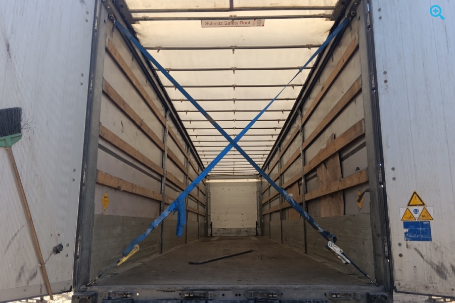 SCHMITZ  CARGOBULL 9084