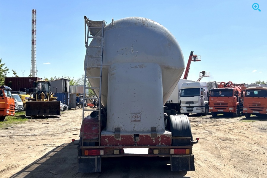 Цементовоз Feldbinder EUT 34.3 