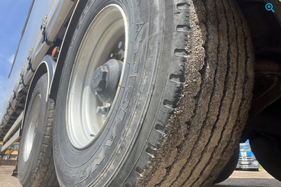 Шторный полуприцеп ТОНАР