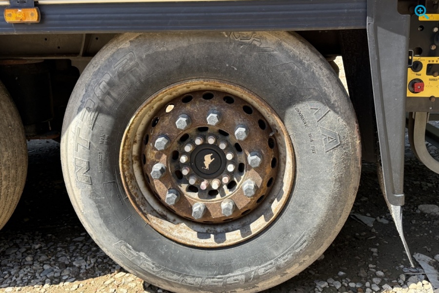 Schmitz Cargobull SKO24