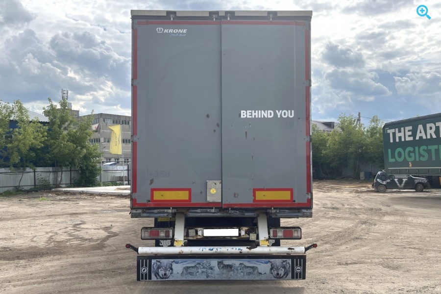 Полуприцеп шторный Krone SD Паромник
