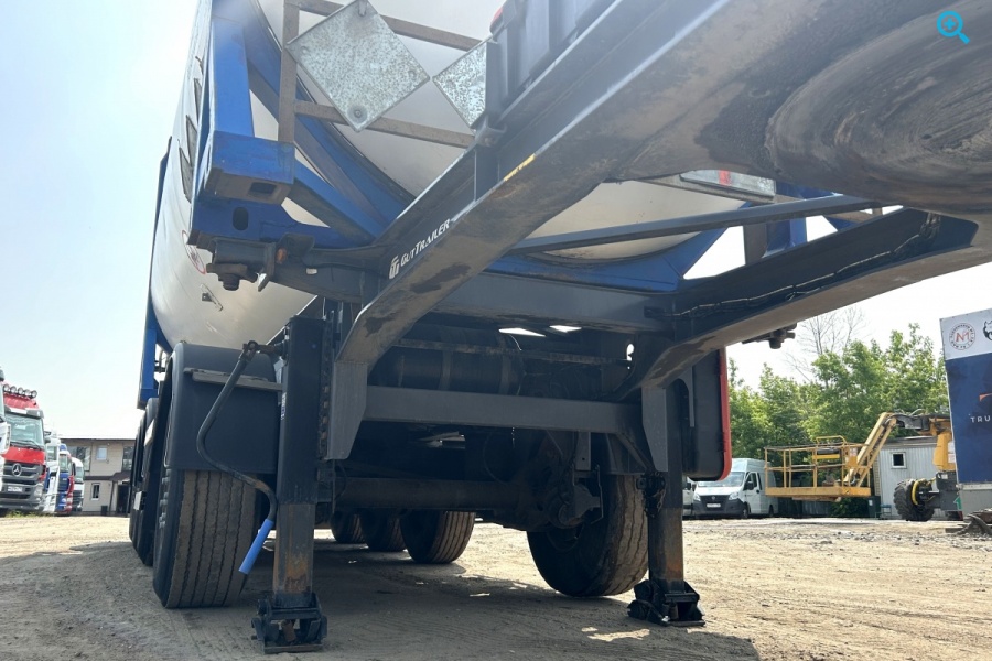 Полуприцеп контейнеровоз GUT TRAILER CSA-544A
