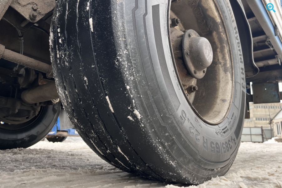 Полуприцеп бортовой Маз-9758-030