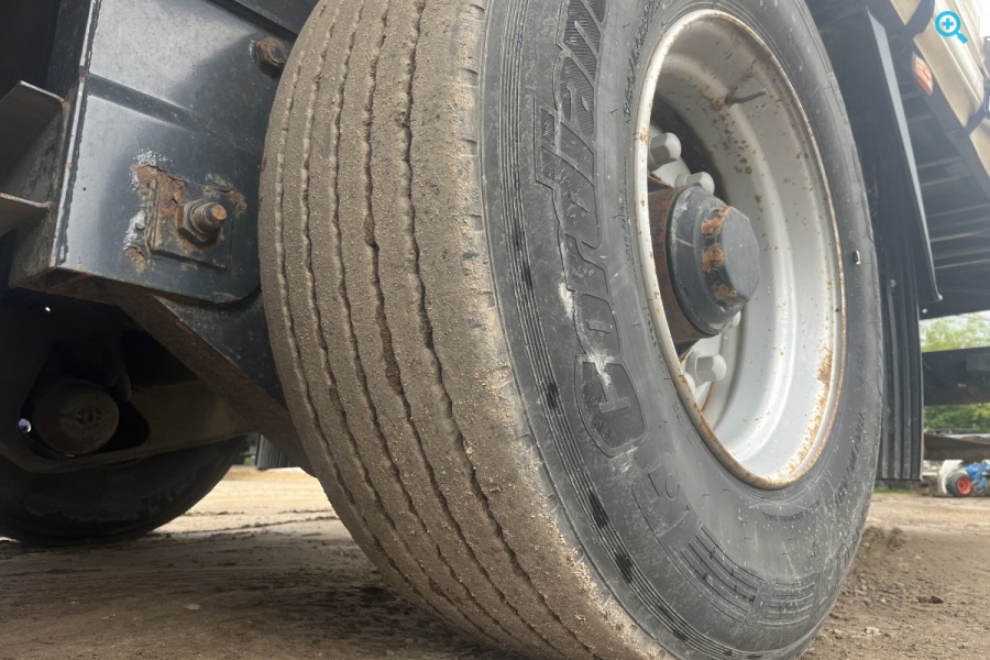 Шторно-бортовой полуприцеп ТОНАР 97461 