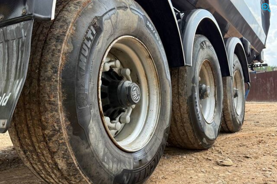 Самосвальный GRUNWALD 9453-0000011-60, год выпуска 2024.