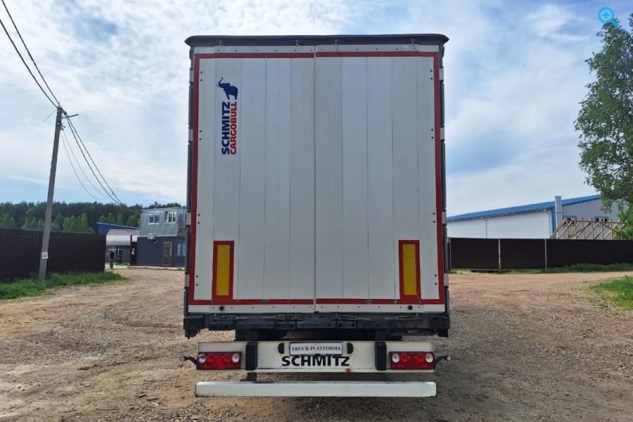 SCHMITZ  CARGOBULL 9084
