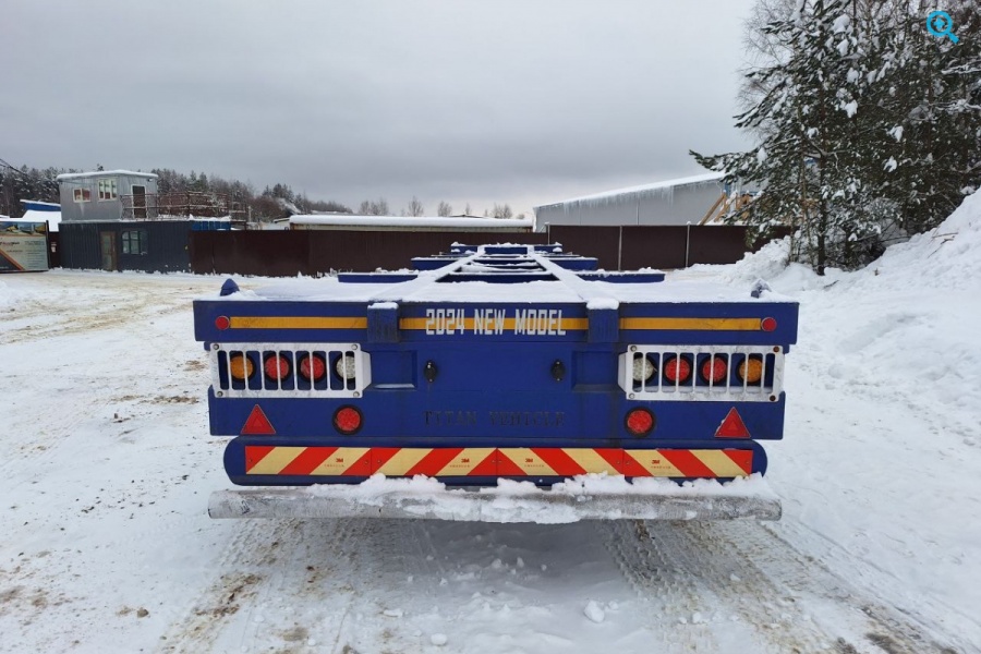 Контейнеровоз TITAN (SKELETON SEMI)