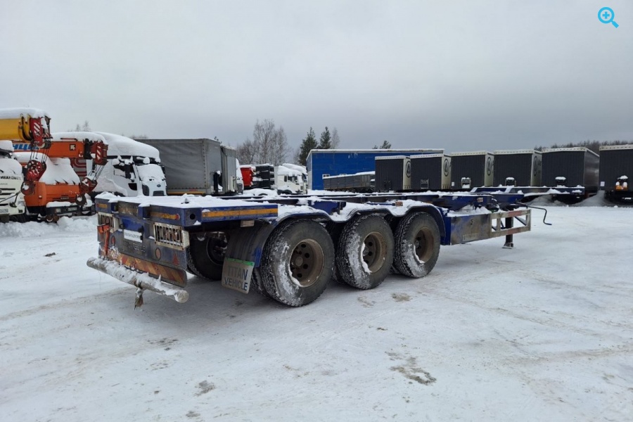 Контейнеровоз TITAN (SKELETON SEMI)