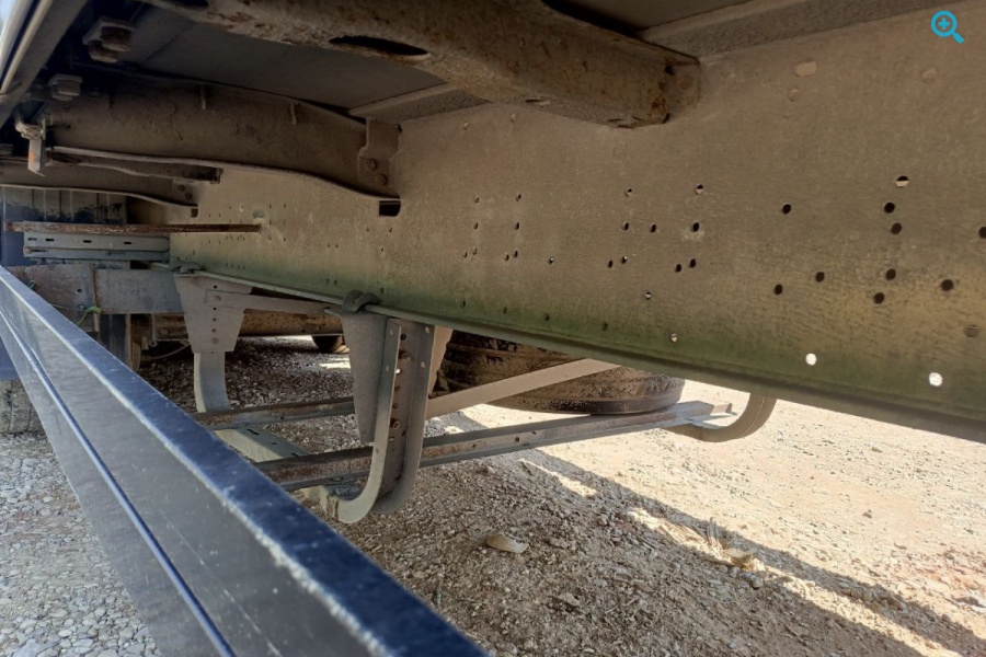 SCHMITZ CARGOBULL 9084