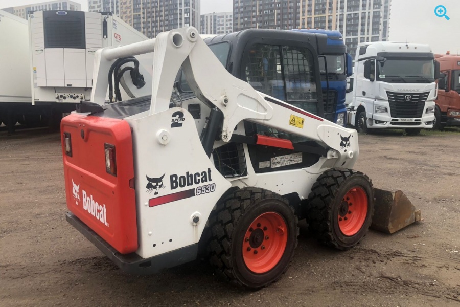 Мини-погрузчик Bobcat S530
