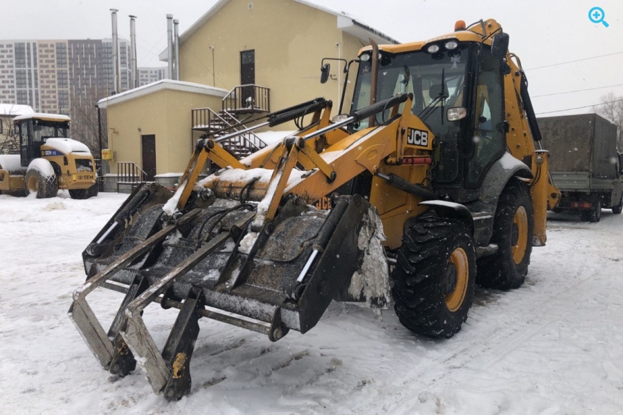 Экскаватор-погрузчик JCB 3CX4ТА