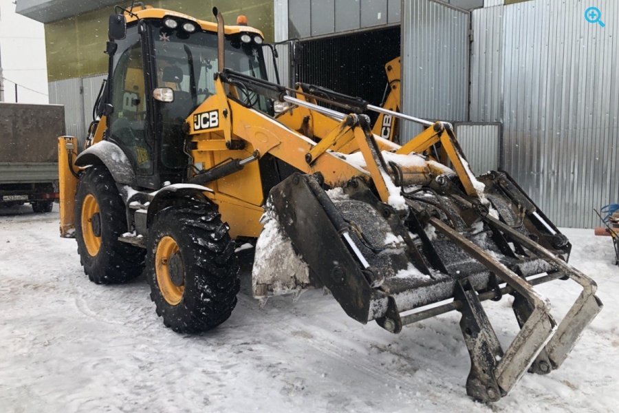 Экскаватор-погрузчик JCB 3CX4ТА