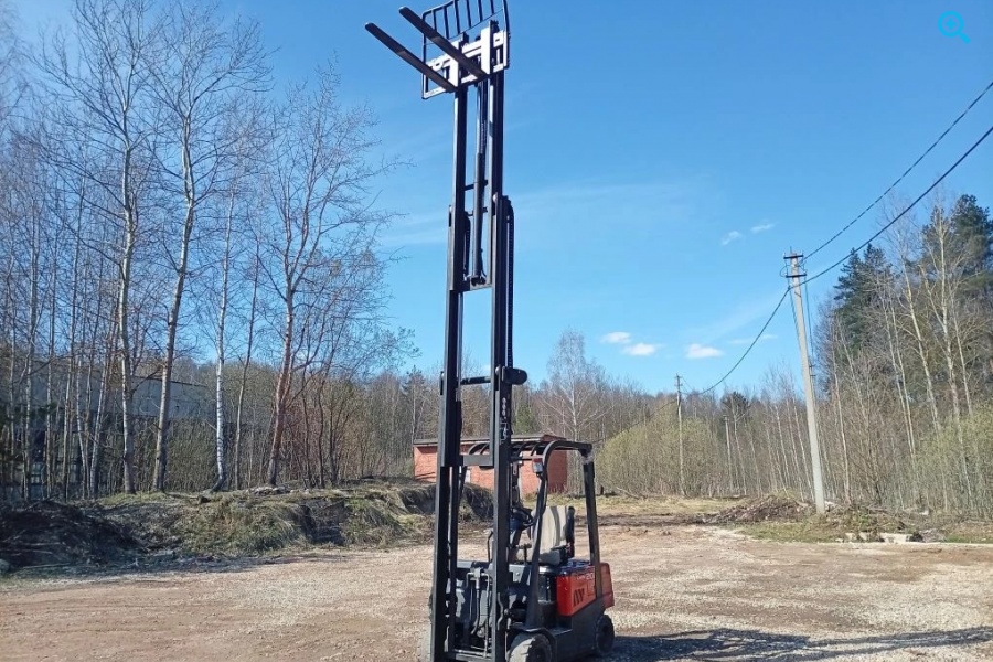 Электрический погрузчик вилочный EP CPD20FL