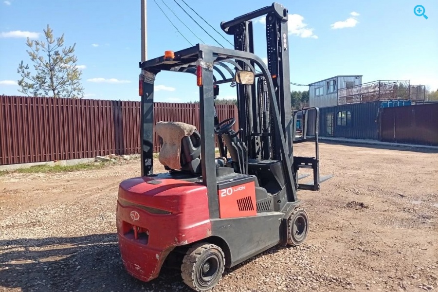 Электрический погрузчик вилочный EP CPD20FL