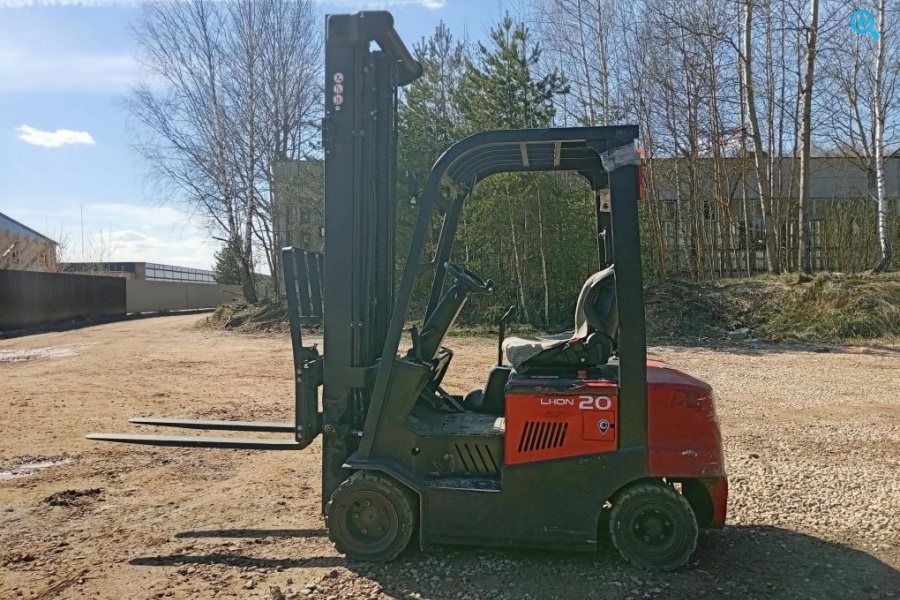 Электрический погрузчик вилочный EP CPD20FL