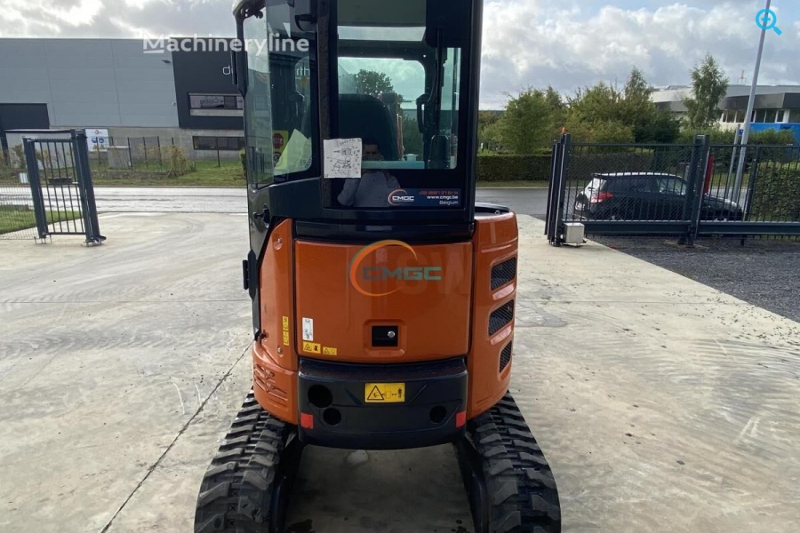 Мини-экскаватор Hitachi ZX26U-6 CR