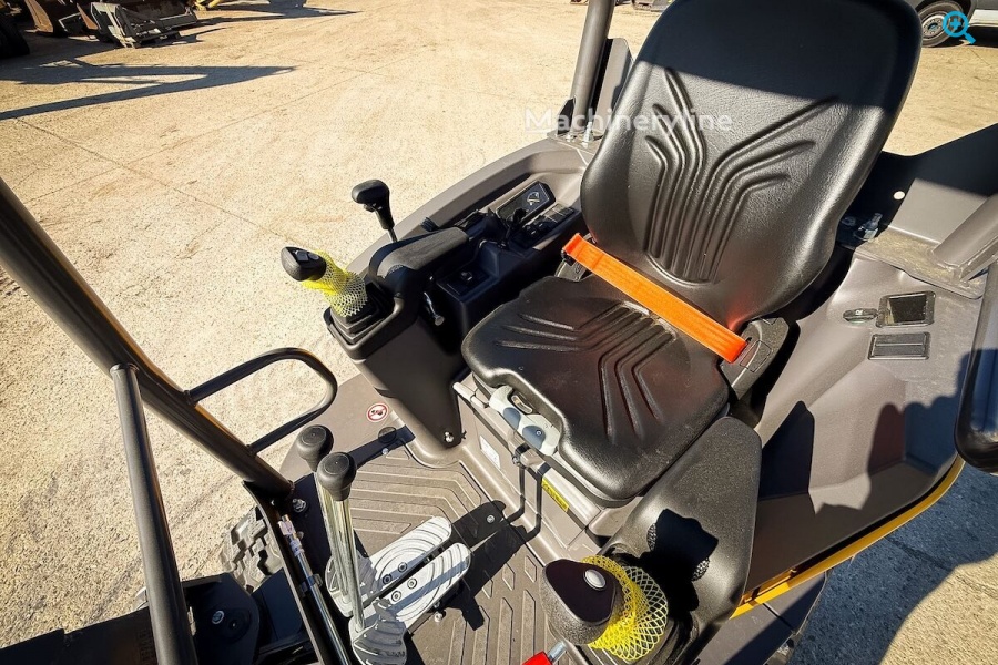 Мини-экскаватор Volvo ECR25D