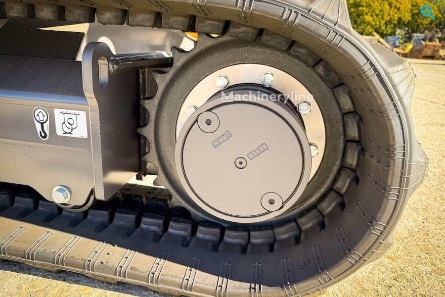 Мини-экскаватор Volvo ECR25D