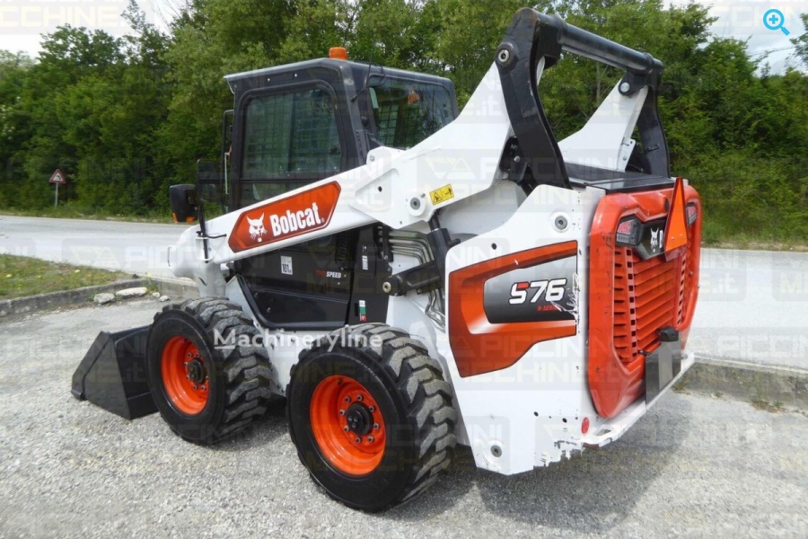 Мини-погрузчик Bobcat S76