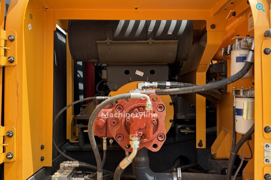 Гусеничный экскаватор Hyundai R215L