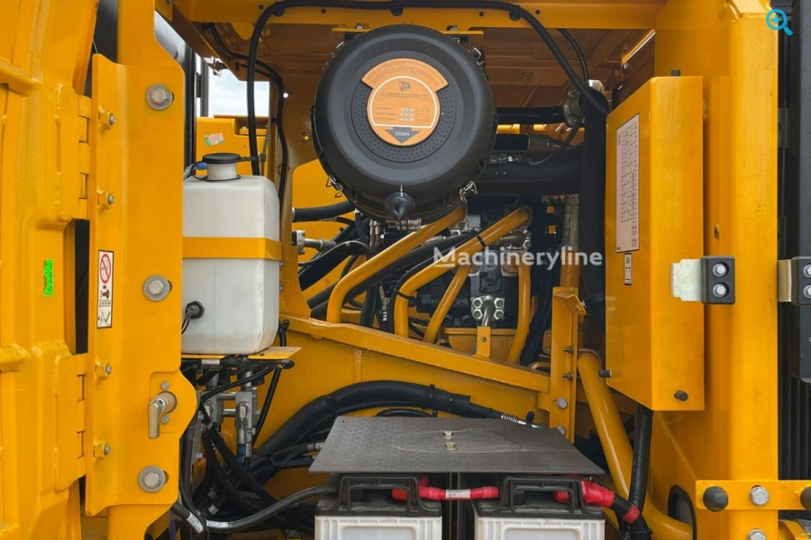 Гусеничный экскаватор JCB 245 HD LR