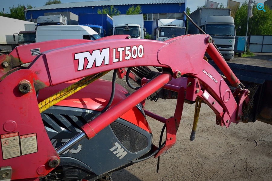 Многофункциональный трактор TYM T433