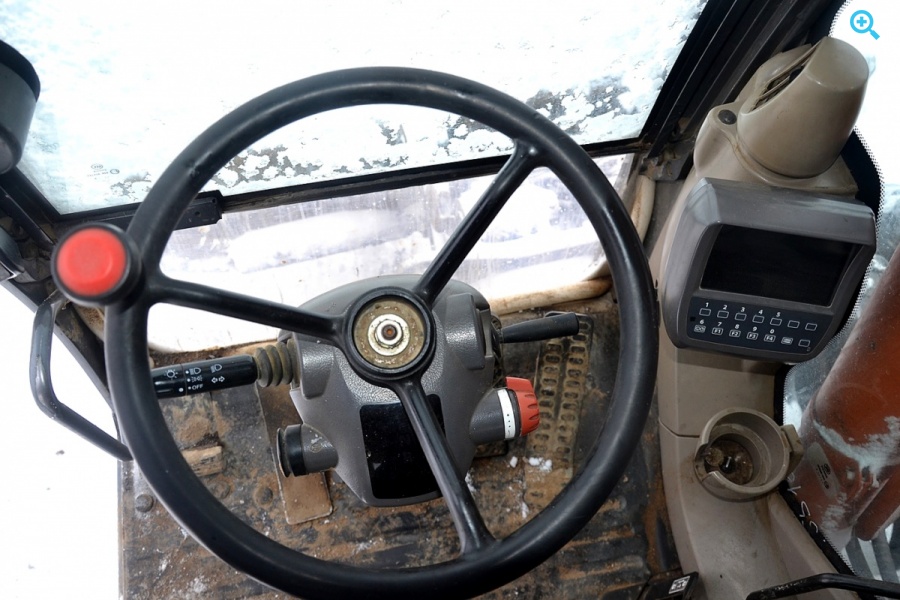 Экскаватор колесный полноповоротный HITACHI ZX170W-3