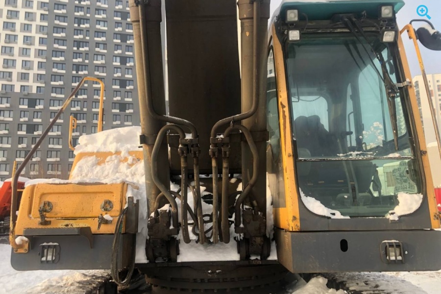 Гусеничный экскаватор VOLVO EC360BLC