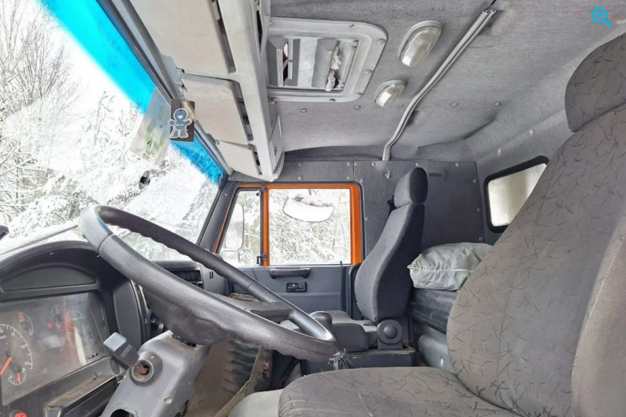 Ломoвоз КАMAЗ 65115 (62D235)