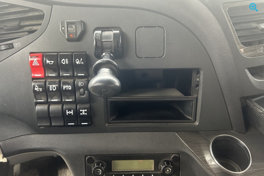 Автобетоносмеситель FAW 704783-31