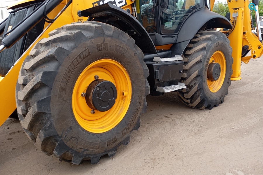 Экскаватор погрузчик JCB 3CX SUPER Eco