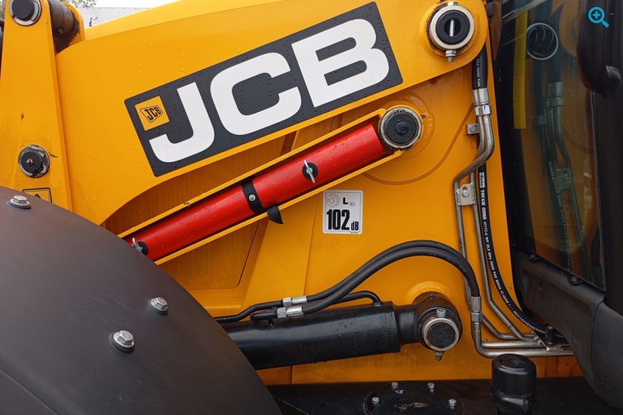 Экскаватор погрузчик JCB 3CX SUPER Eco