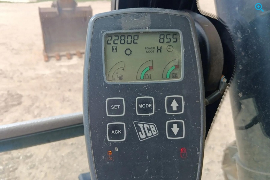 JCB JS330LC