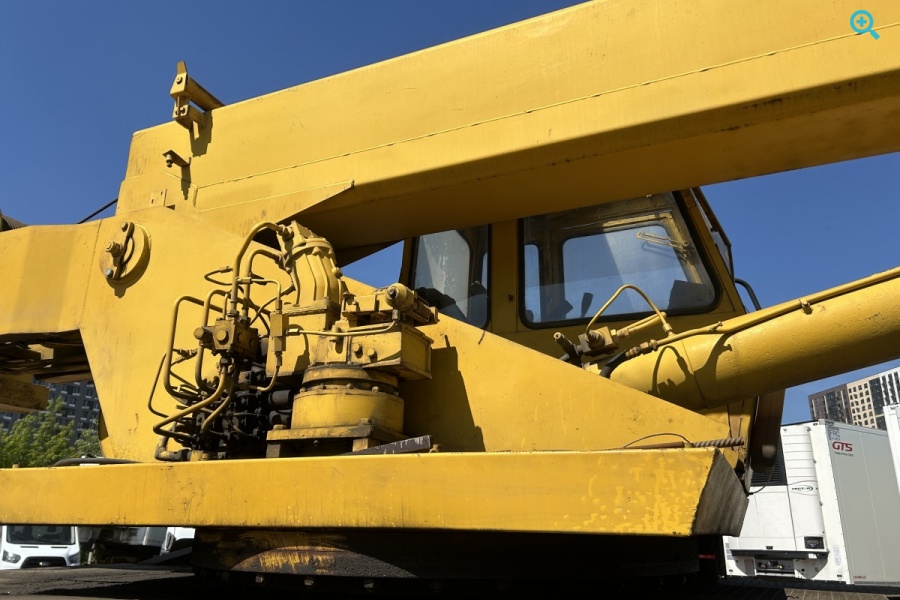 Автокран КС 5576 на шасси МАЗ 5516А5