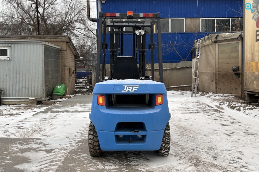 погрузчик TRF D20-3X5